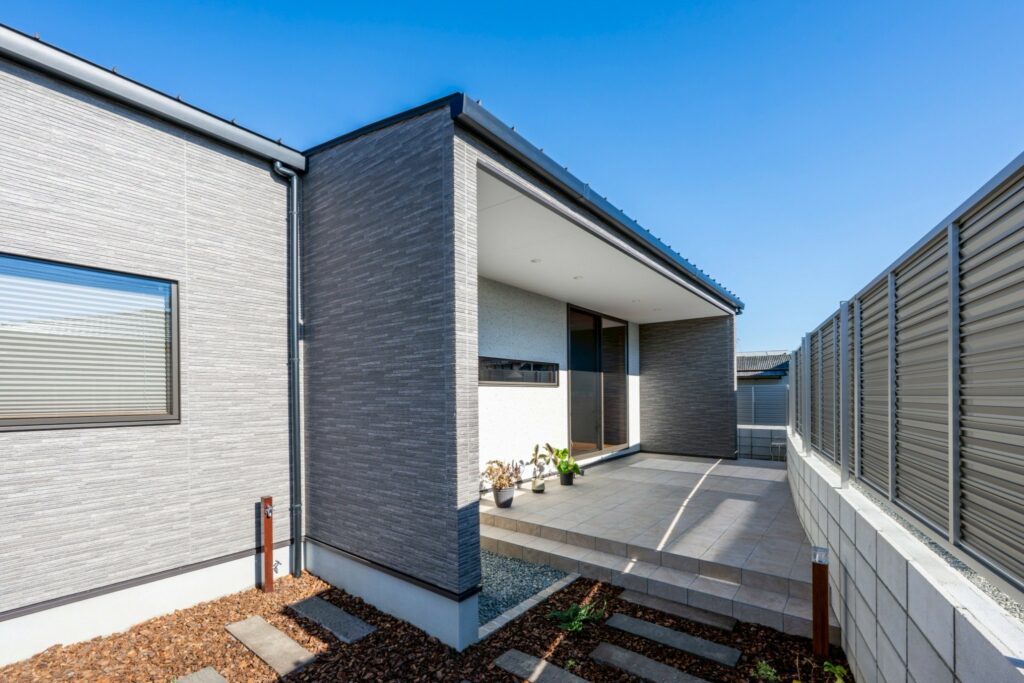 【ブラックチェリーが映える家】-大好きな家具に囲まれて-の施工事例写真04