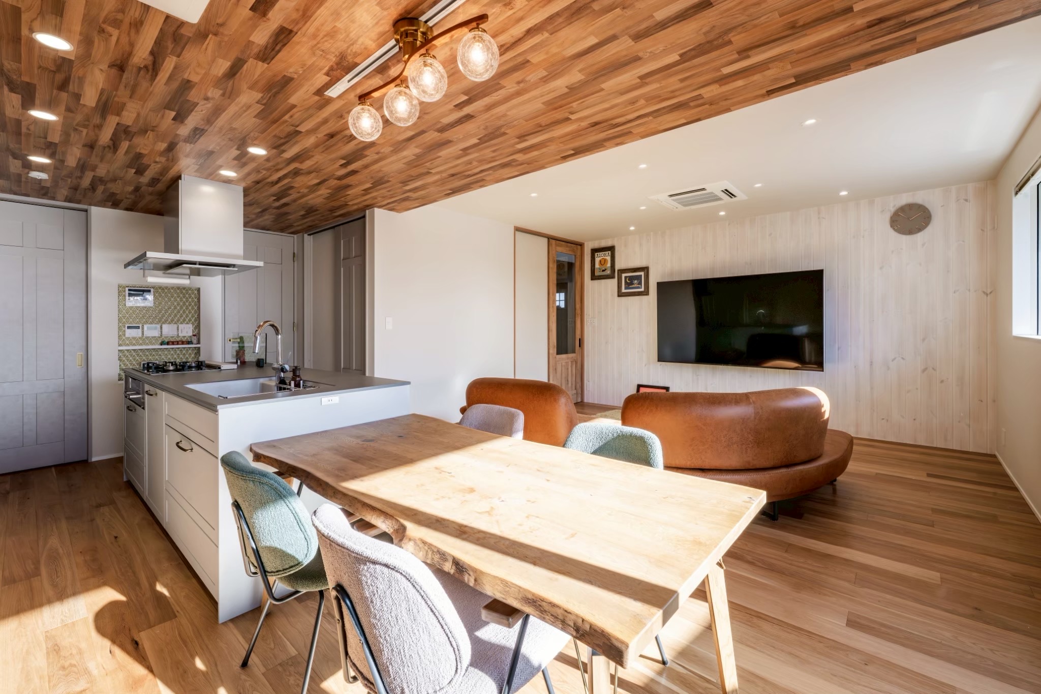 【西海岸風の家】